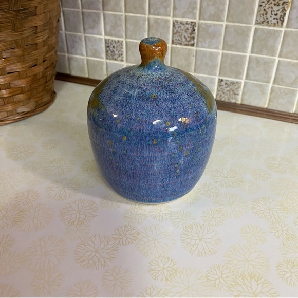 Vintage pottery salt cellar blue glazed handmade pottery salt dish Signed - Picture 3 of 8